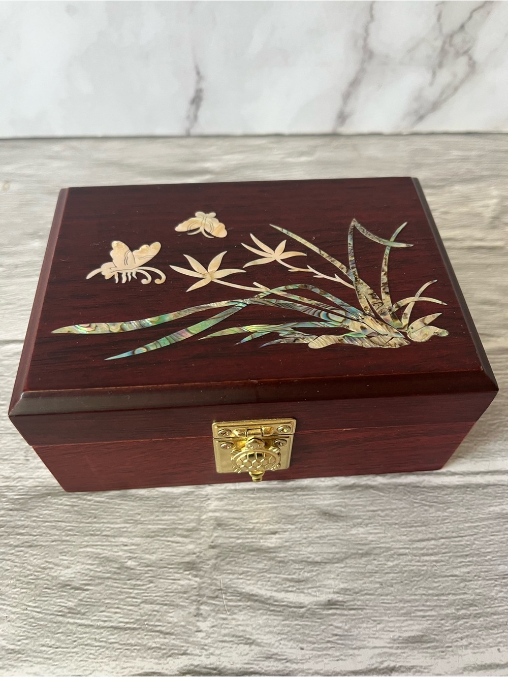 Oriental Lacquered Jewelery Box, Mother of Pearl Inlay Butterflies Turtle Latch